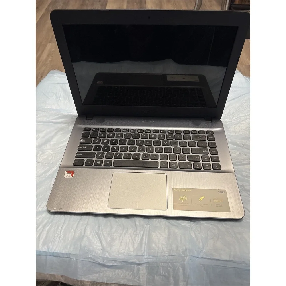 ASUS VivoBook Max X441BA 14